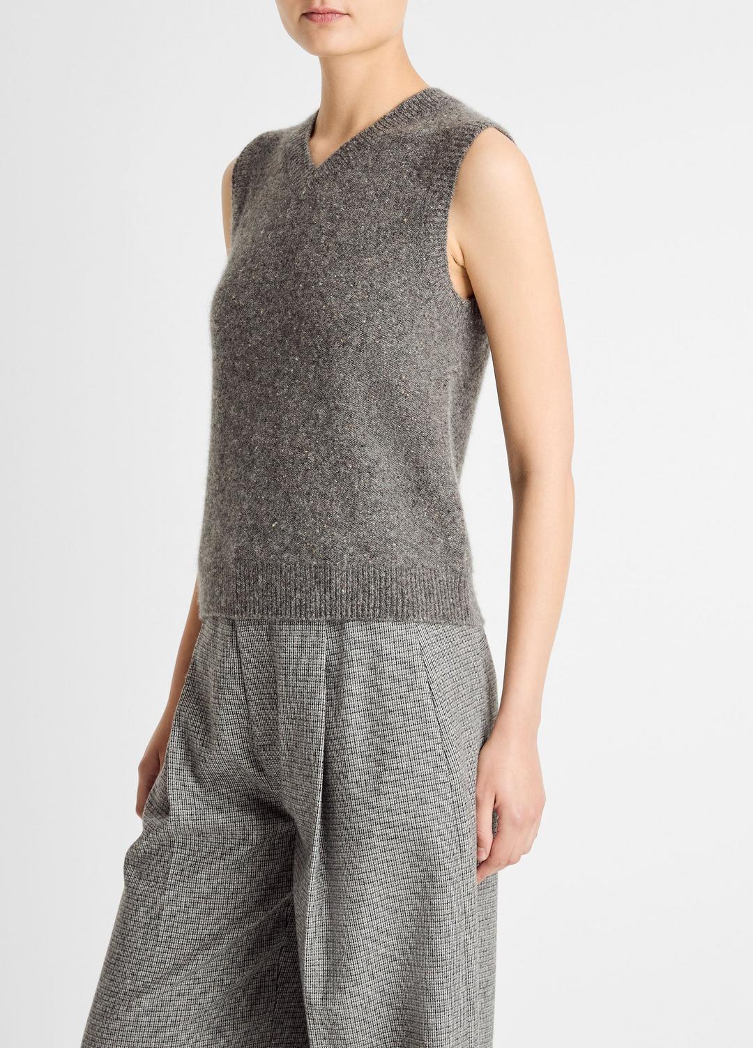 Donegal Plush Cashmere Sweater Vest in V-Neck