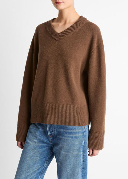 Wool-Cashmere V-Neck Sweater in V-Neck