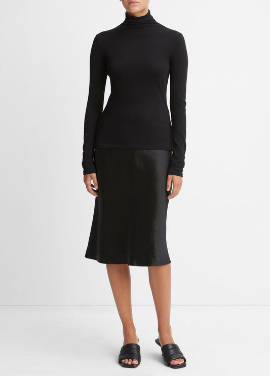 Essential Long Sleeve Turtleneck in Long Sleeve