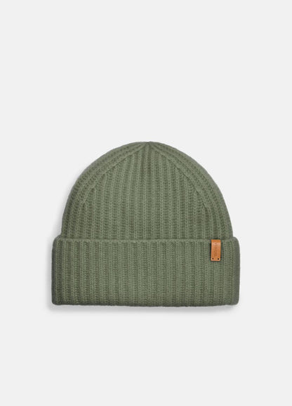 Plush Cashmere Chunky-Knit Beanie in Scarves & Hats