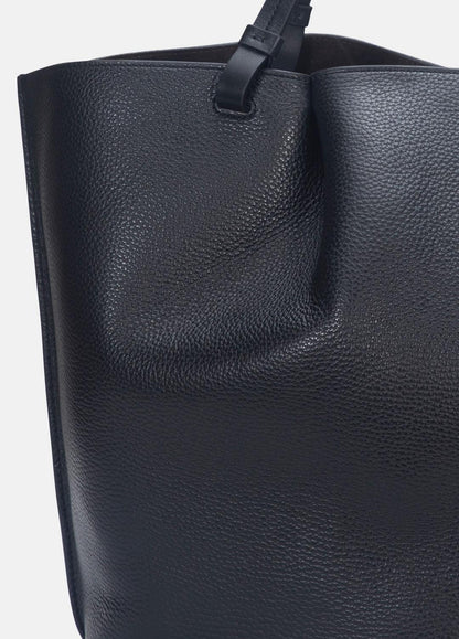 Ava Leather Tote in Handbags
